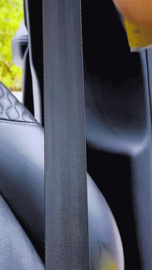 🧼 Magična Pena za Čišćenje – Višenamenski Sprej za Dom i Auto