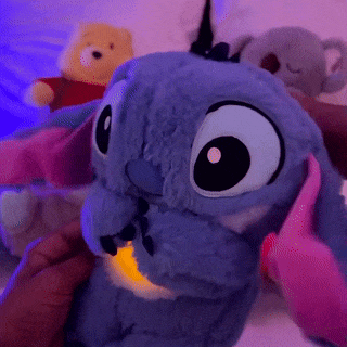Stitch koji diše, svetli i peva