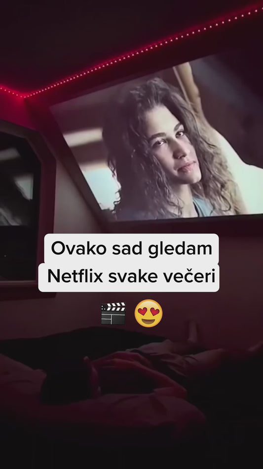 Bioskop na zidu za 60 sekundi uz mini projektor